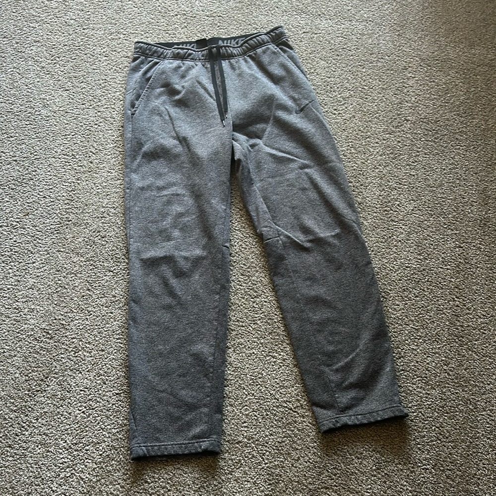 Men’s Charcoal Gray Fleece Nike Sweatpants Size Large